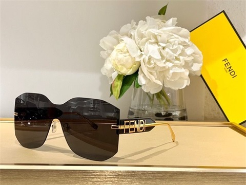 Fendi sunglass-181